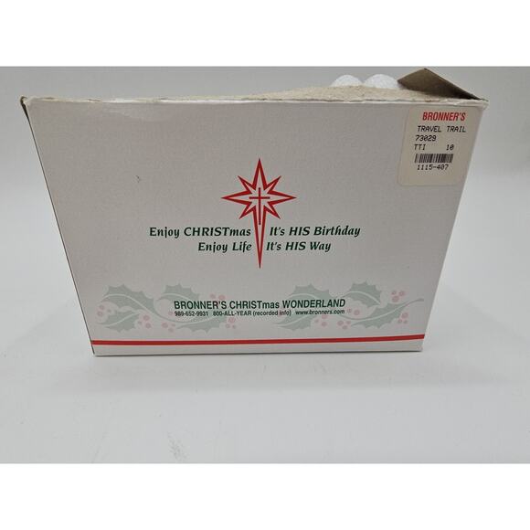 Bronner's Christmas Wonderland • Travel Trailer Glass Christmas Ornament [131] - Picture 10 of 11